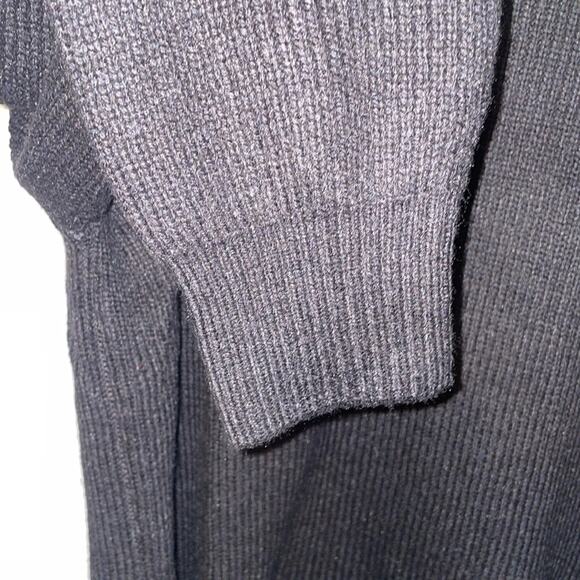 Danielle Bernstein over-sized crew neck sweater 🖤 NWT SZ S/M - Picture 5 of 7